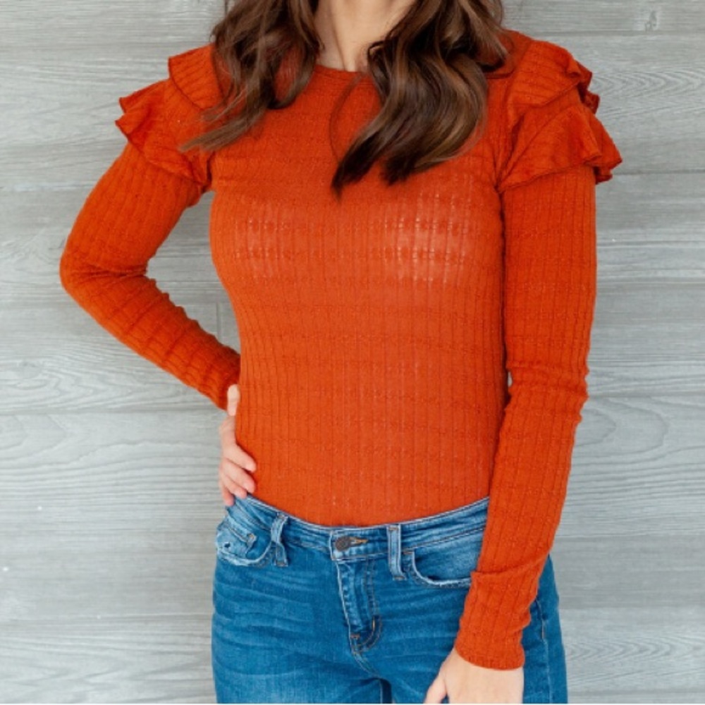 Ces Femme Ruffle Shoulder Ribbed Top - Size Medium, Rust - Picture 8 of 10